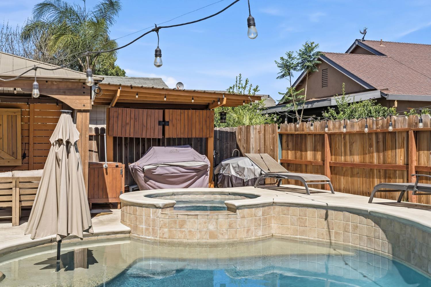 Property photo 40
