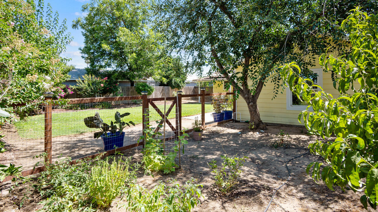 Property photo 24