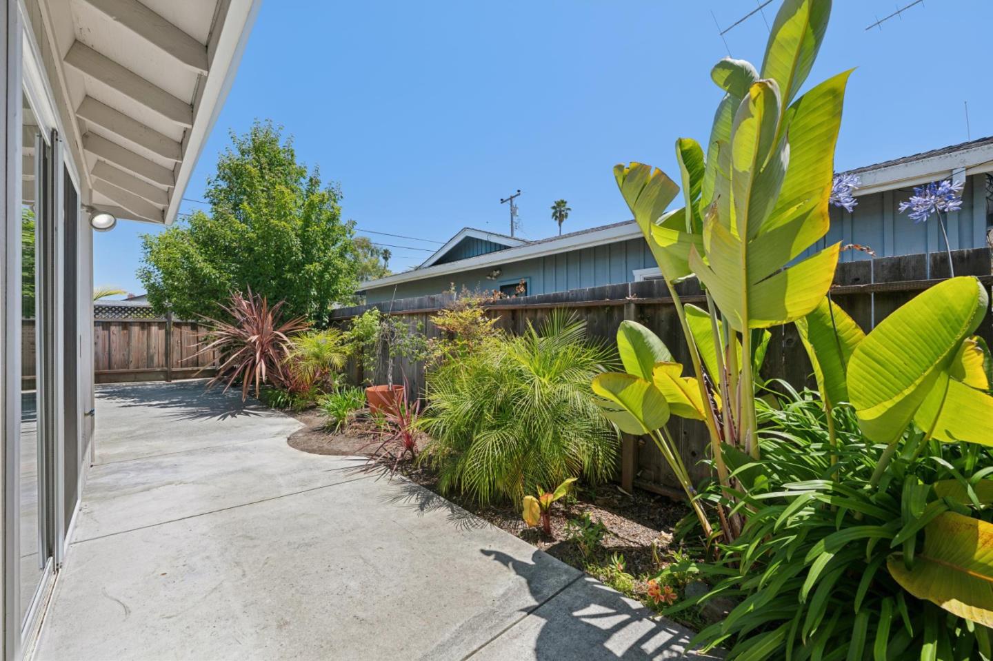 Property photo 33