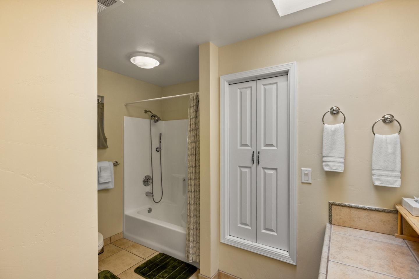 Property photo 47