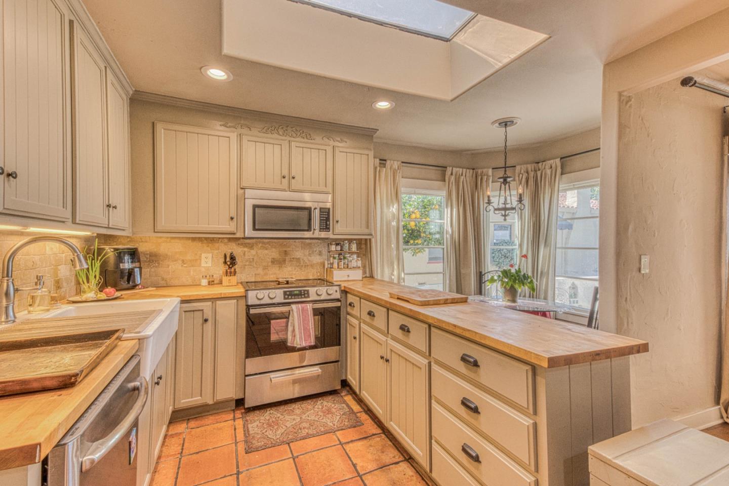 Property photo 25