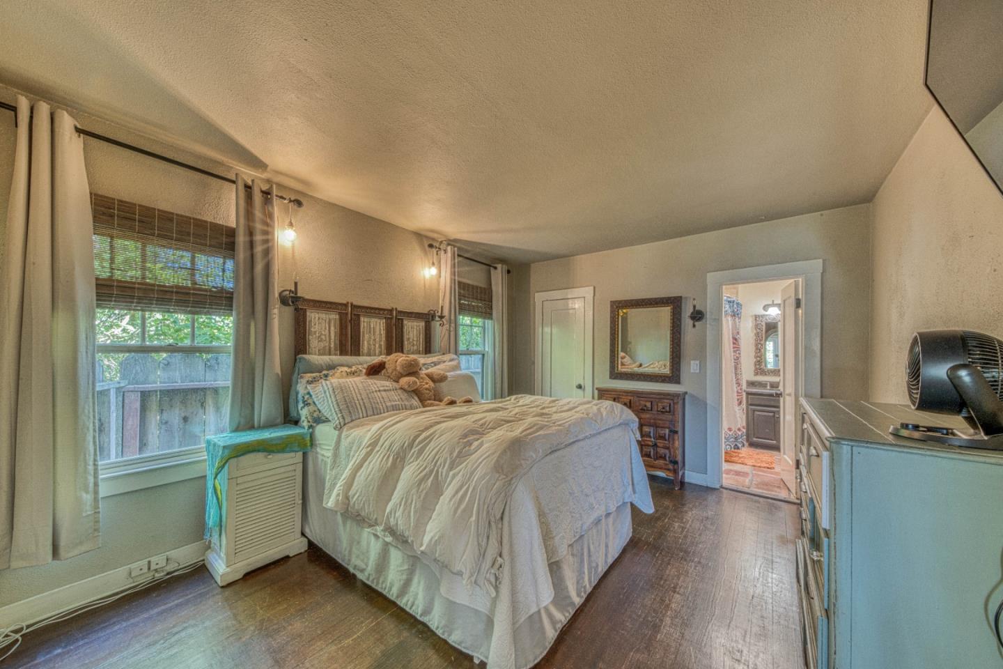 Property photo 32