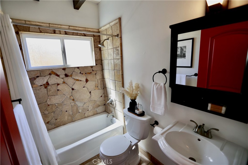 Property photo 33