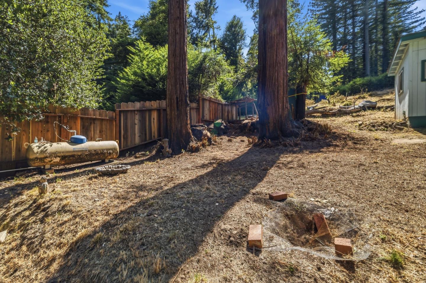 Property photo 40