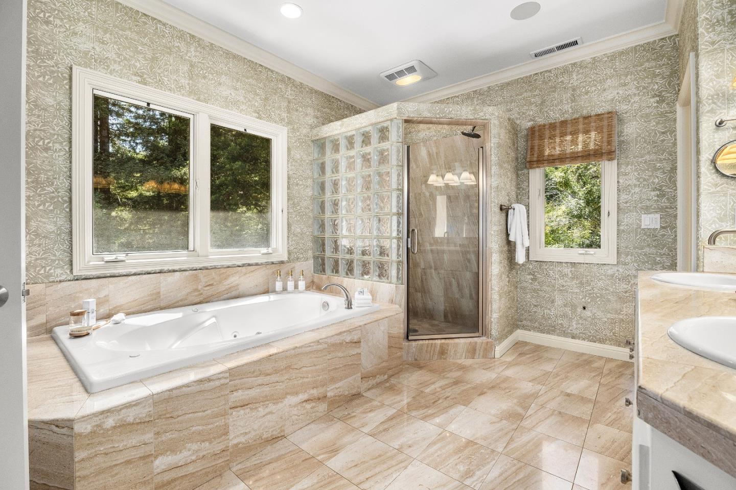 Property photo 46