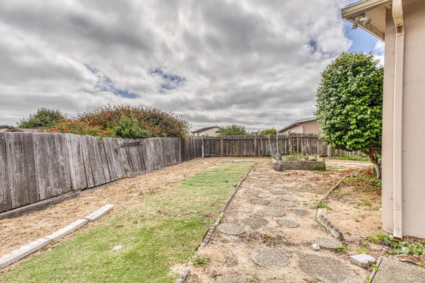 Property photo 40