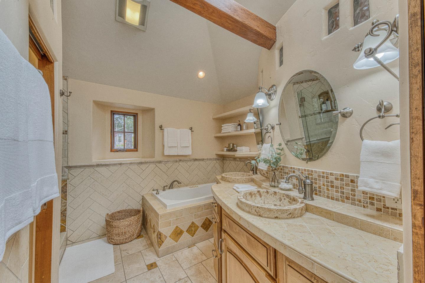 Property photo 43