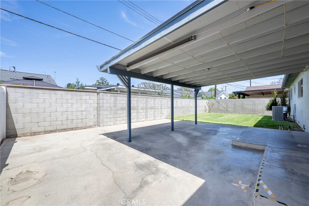 Property photo 44