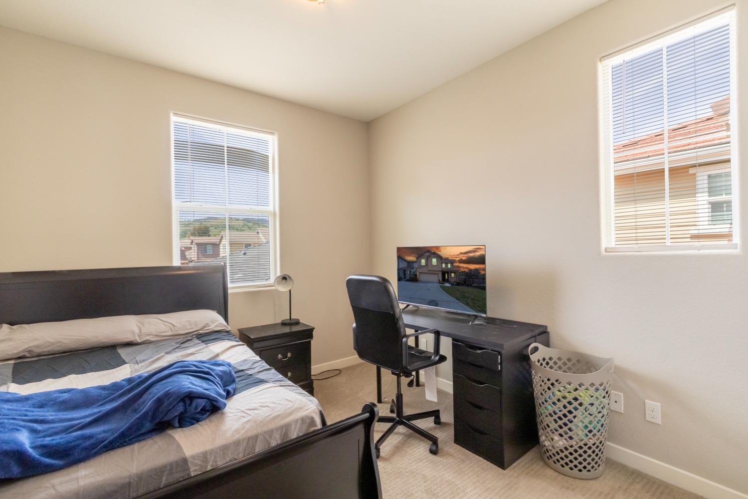 Property photo 32